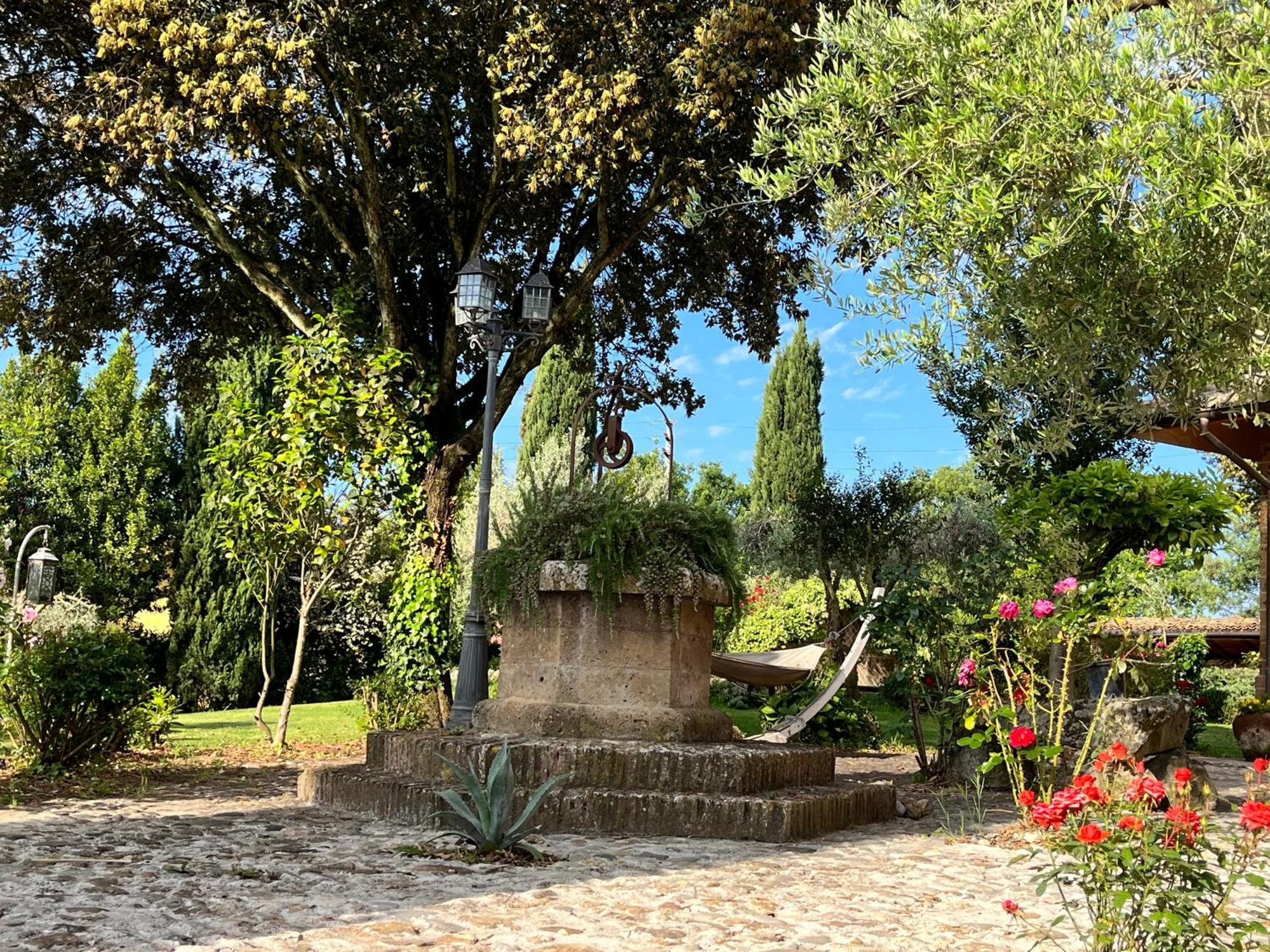 Villa I Fontanili Civita Castellana Esterno foto